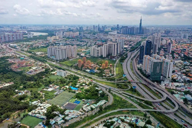 A corner of HCM City (Source: HCM City Law Newspaper) hcm-city.jpg