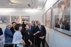 Photo exhibition celebrates 50 years of Vietnam-Thailand diplomatic relations