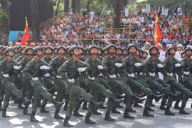 Forces participate in the full dress rehearsal. (Photo: VNA)