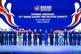 Prime Minister attends opening ceremony of 47th ASEAN Summit