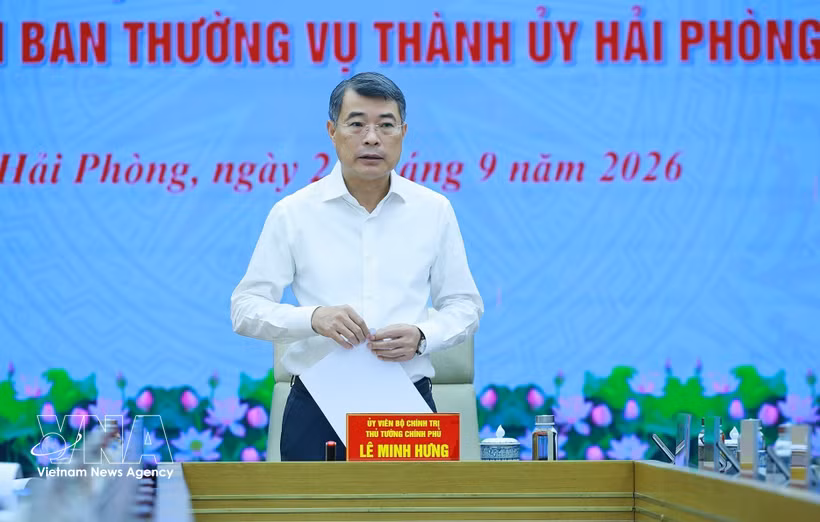 Prime Minister Le Minh Hung speaks at the conference to approve a draft report on the results of the third round of inspection and supervision of the Standing Board of the Hai Phong municipal Party Committee. (Photo: VNA)