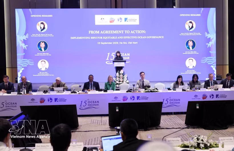 Associate Professor, Doctor Nguyen Thi Lan Anh, Vice President of the Diplomatic Academy of Vietnam, delivers opening remarks at the 15th Ocean Dialogue on September 18. (Photo: VNA)