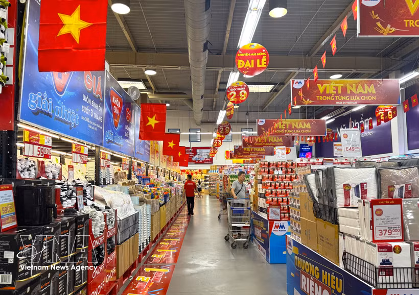 MM Mega Market An Phu supermarket in Ho Chi Minh City is brightly decorated for the National Day holiday. (Photo: VNA)
