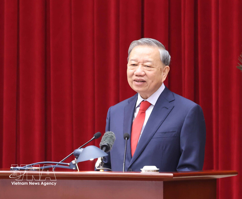 General Secretary To Lam delivers opening remarks at the 2nd meeting of the 14th Party Central Committee. Photo: Thong Nhat – VNA