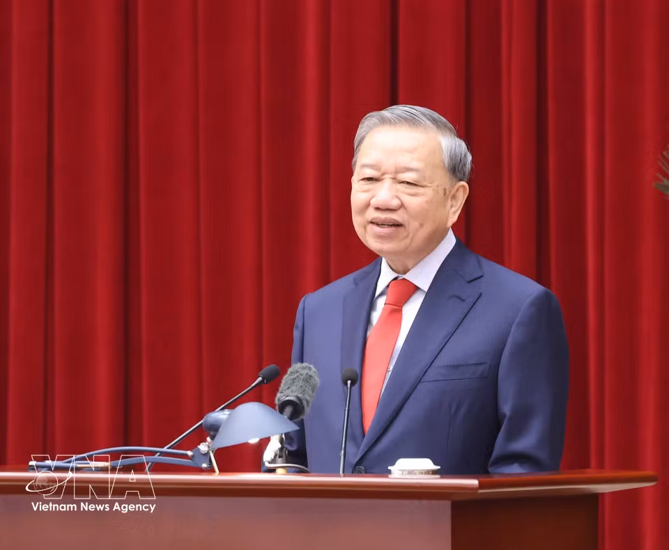 General Secretary To Lam delivers opening remarks at the 2nd meeting of the 14th Party Central Committee. Photo: Thong Nhat – VNA