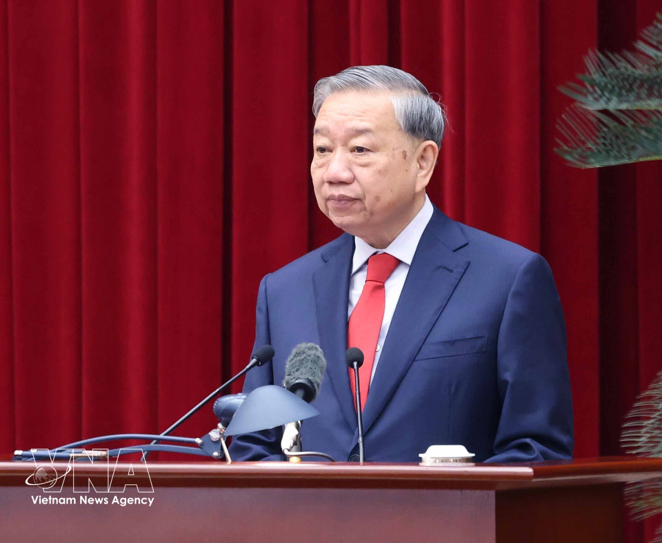 General Secretary To Lam delivers opening remarks at the 2nd meeting of the 14th Party Central Committee. Photo: Thong Nhat – VNA