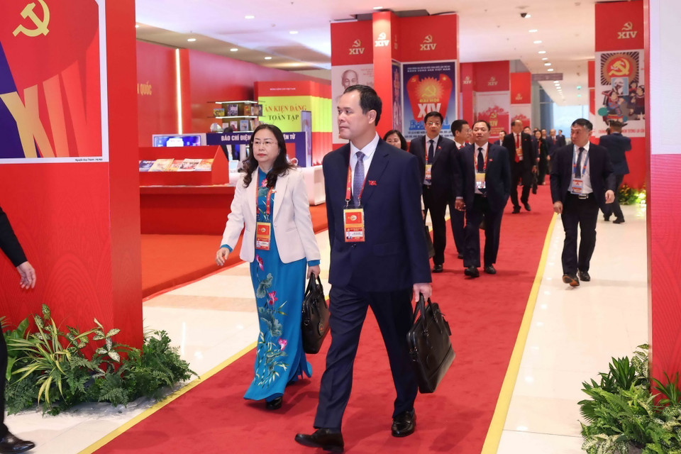 Delegates arrive to attend the National Party Congress. (Photo: VNA)