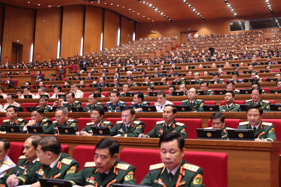 Delegates attend the preparatory session of the 14th National Party Congress. (Photo: VNA)