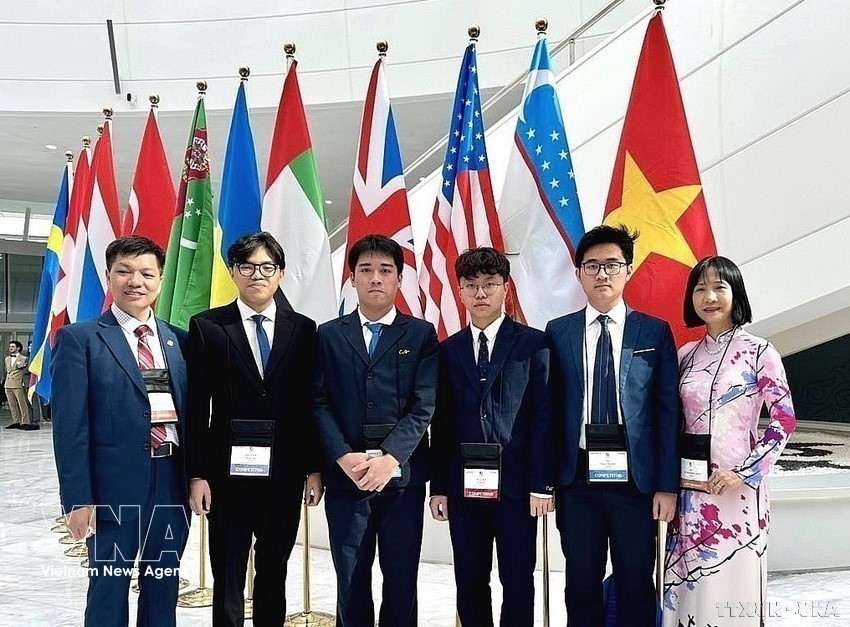 Four members of Vietnam’s national team win medals, including three golds and one silver, at the 2024 International Biology Olympiad . With this achievement, Vietnam ranked third among 81 participating countries and territories. (Photo: Published by VNA)