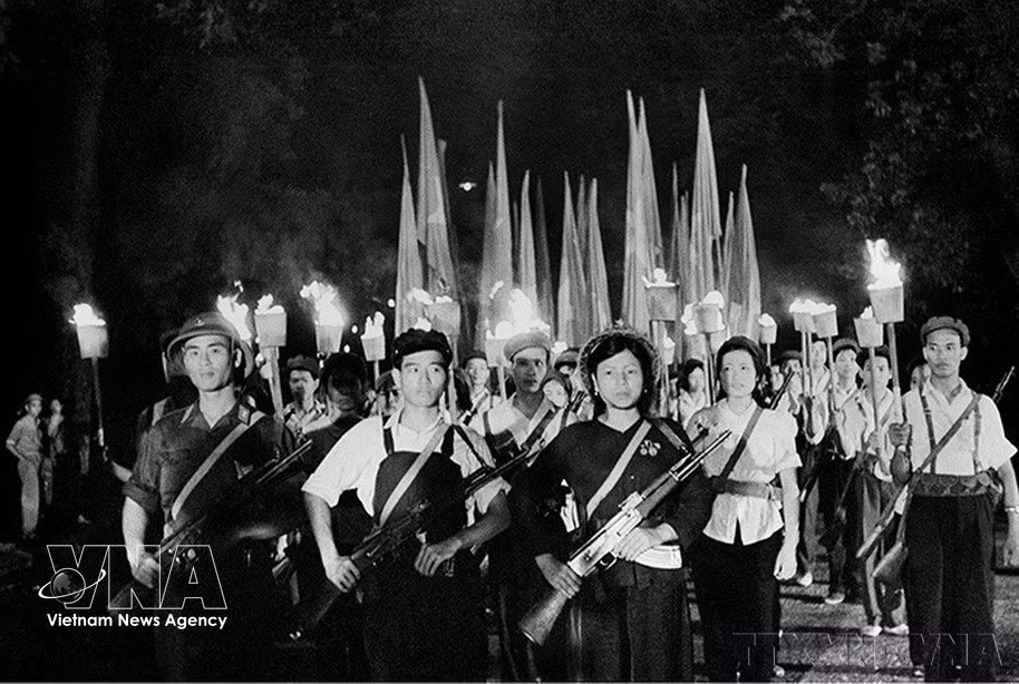 In May 1964, the “Three Readiness” movement was launched among youth in Hanoi and later spread across northern Vietnam, making significant contributions to victory in the resistance war against the US. (Photo: VNA)
