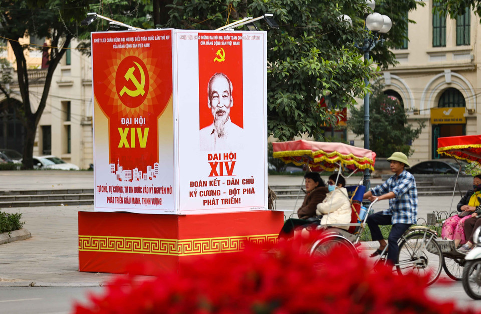 The 14th National Party Congress aims to realise the two centenary strategic goals, striving to make Vietnam a developed, high-income country by 2045 that is peaceful, independent, democratic, prosperous, civilised and happy. (Photo: Thanh Tung - VNA)