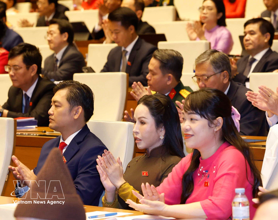Delegates attend the opening session of the 16th National Assembly’s first sitting. (Photo: Thong Nhat/VNA)
