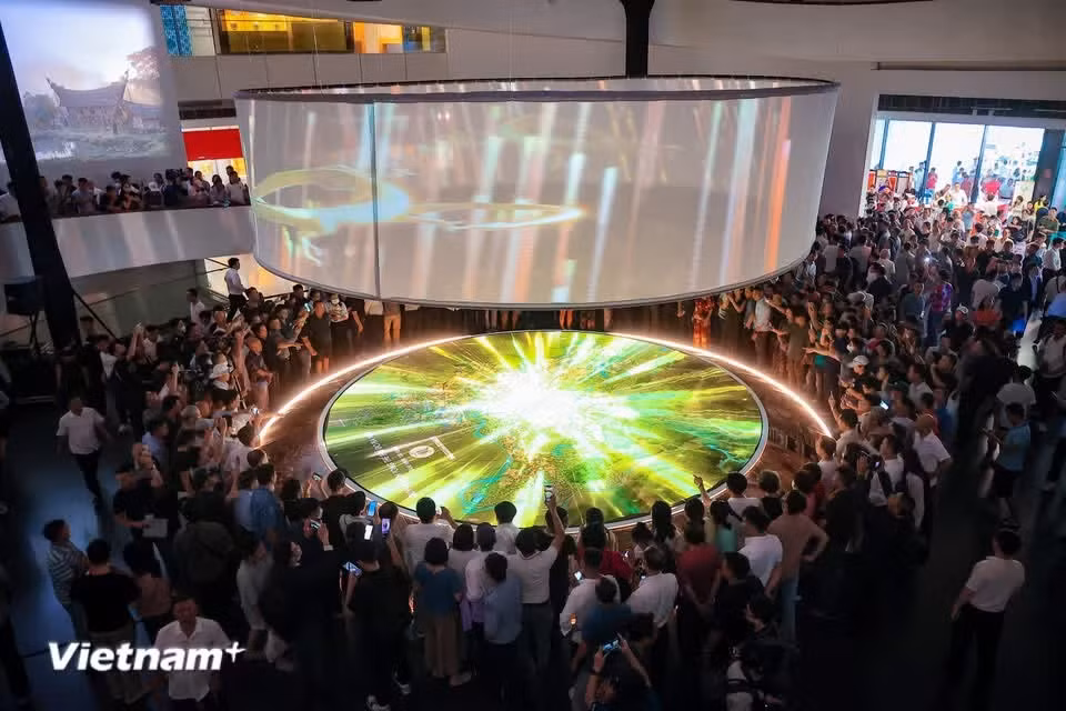 The exhibition space welcomes residents, businesses and visitors seeking to learn more about Hanoi’s long-term development vision. (Photo: Hoai Nam/Vietnam+)