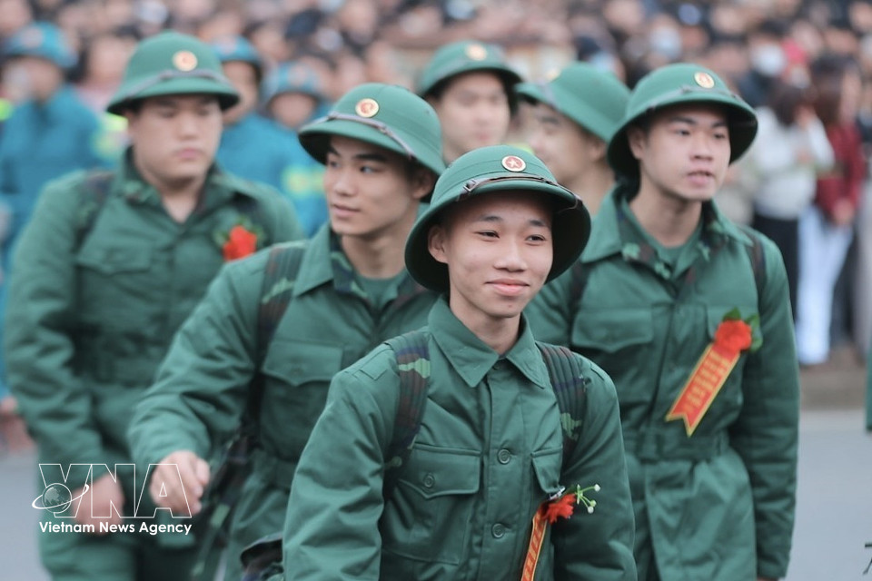 New recruits attend the 2026 military enlistment ceremony in Gia Lam, Hanoi. (Photo: Minh Quyet – VNA)
