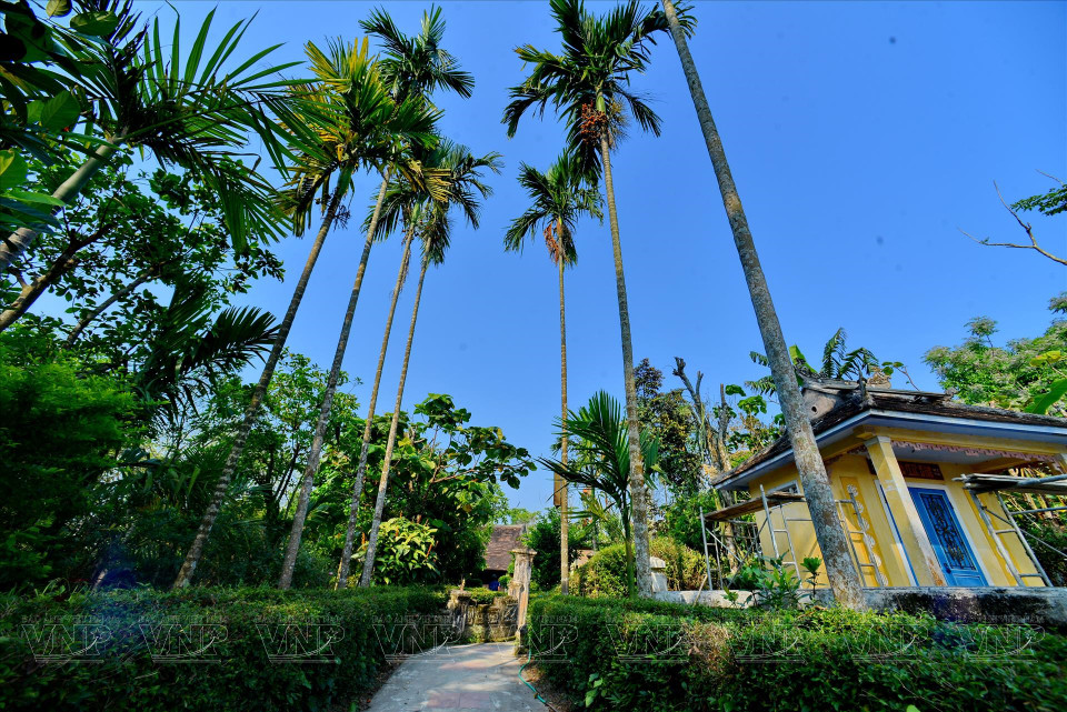 The entrance to a traditional garden house (Photo: VNP/VNA)
