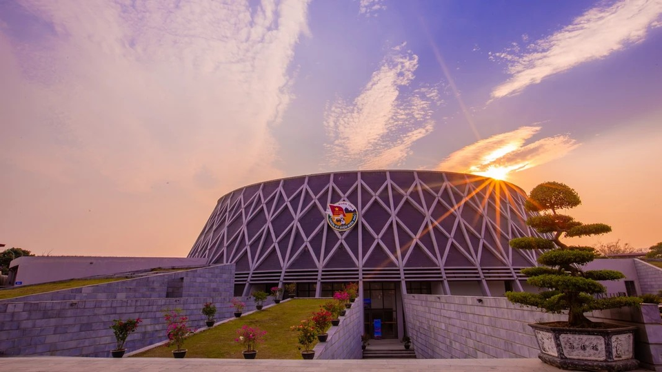 The Dien Bien Phu Victory Museum is located in Muong Thanh ward in Dien Bien Phu city. It was built in 1984 to commemorate the 30th anniversary of the historic Dien Bien Phu victory. (Photo: Minh Son/Vietnam+)