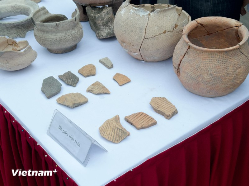 Han dynasty (206 B.C.–220 A.D.) ceramics. (Photo: VNA)