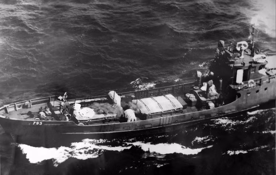 The Ho Chi Minh Trail at Sea becomes a miracle, a legend that helps the southern armed forces and people defeat the US imperialists. (File photo - VNA)