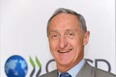 James Kember, former New Zealand Ambassador to Vietnam during 2006–2009 and currently Chair of the New Zealand Institute of International Affairs (NZIIA). (Photo: VNA)