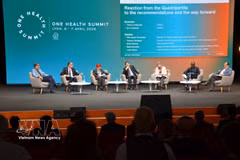 A workshop at the One Health Summit, held in Lyon, France, from April 5 to 7, 2026. (Photo: VNA) 