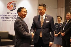 Vietnamese Deputy Prime Minister and Minister of Foreign Affairs Bui Thanh Son (left) and Thai Minister of Foreign Affairs Maris Sangiampongsa. (Photo: VNA)