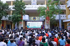 Tran Nhan Tong High School holds orientation meeting for newly admitted students for the 2026 – 2027 academic year (Photo: VNA) 