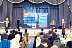 The Vietnam National Authority of Tourism introduces Vietnamese tourism in Boston. (Photo: Vietnam National Authority of Tourism)