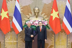 National Assembly Chairman Tran Thanh Man (R) and President of the National Assembly and Speaker of the House of Representatives of Thailand Sophon Zaram in Hanoi during the latter's official visit to Vietnam from August 5-7, 2026. (Photo: VNA)