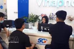Mobile subscribers in Vietnam will be required to undergo facial biometric verification when changing devices from April 15, 2026 under Circular No. 08/2026/TT-BKHCN. (Illustrative photo: VNA)
