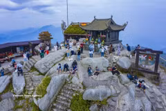 A relic of the Yen Tu complex of historical monuments and scenic landscapes in Quang Ninh province. (Photo: VNA) 