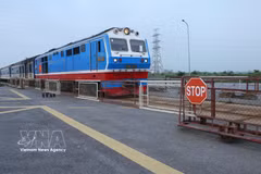 The Vietnam National Railway Group will operate as a multi-sector economic group, with its business portfolio expanded to 110 sectors. (Photo: VNA) 