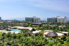 Khanh Hoa province pioneers green, sustainable tourism