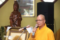 Most Venerable Thich Minh Quang speaks at the meeting (Photo: VNA)