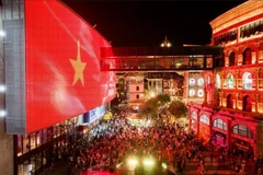 The vibrant nighttime in Phu Quoc has contributed to pushing room occupancy above 90% in early 2026. (Photo: Sun Group)
