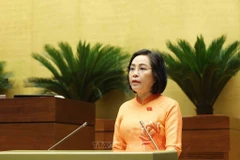 National Assembly Vice Chairwoman Nguyen Thi Thanh speaks at the plenary meeting at the hall on May 12 morning as part of the ongoing 9th session of the legislature. (Photo: VNA)