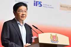 Singaporean Prime Minister Lawrence Wong speaks at SGLaw200 Youth Forum on May 13 (Photo: channelnewsasia)
