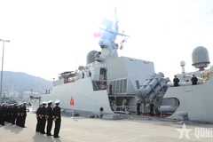 The farewell ceremony for Frigate 015-Tran Hung Dao at the Kure Naval Base. (Photo: qdnd.vn)