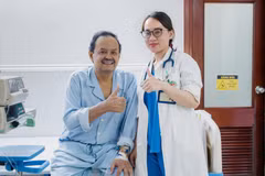 Mr. Gilberto recovered well after treatment at Hong Ngoc General Hospital.