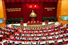 An overview of the first meeting of the 14th Party Central Committee. (Photo: VNA)