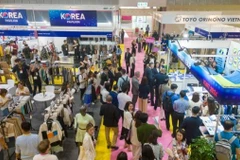 At the 2024 Vietnam International Trade Fair for Apparel, Textiles and Textile Technologies. (VIATT). (Source: /thegioianh.diendandoanhnghiep.vn)