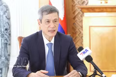 Vietnamese Ambassador to Cambodia Nguyen Minh Vu in the interview granted to the Vietnam News Agency (VNA)’s correspondents in Phnom Penh. (Photo: VNA) 