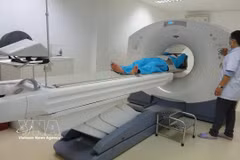 Early cancer screening at Da Nang Hospital. (Photo: VNA)