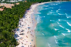 Kem Beach remains one of Phu Quoc's most breathtaking coastal gems, captivating visitors from around the world. (Photo: Sun Group)