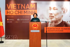 Vietnamese Ambassador to Greece Pham Thi Thu Huong speaks at the event. (Photo: VNA)