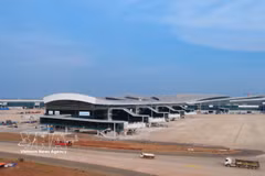 Part of the passenger terminal and the air traffic control tower at Long Thanh International Airport. (Photo: VNA)