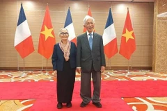 the Vietnamese-French professor spouses Tran Thanh Van and Le Kim Ngoc (Photo: baochinhphu.vn)