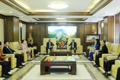 At the reception (Photo: Quang Ninh newspaper)