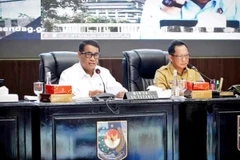 Head of the National Food Agency of Indonesia (Bapanas) Andi Amran Sulaima (R) (Photo: Antara)
