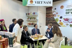 The Vietnamese Embassy in Italy takes part in the 41st Macfrut agricultural fair in Rimini, Emilia-Romagna, with a booth highlighting Vietnam’s fruit garden with oriental spices and herbs. (Photo: VNA)