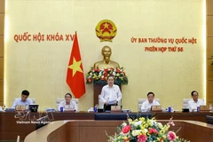 Chairman Tran Thanh Man speaks at the National Assembly Standing Committee's 56th session on the afternoon of April 1. (Photo: VNA)